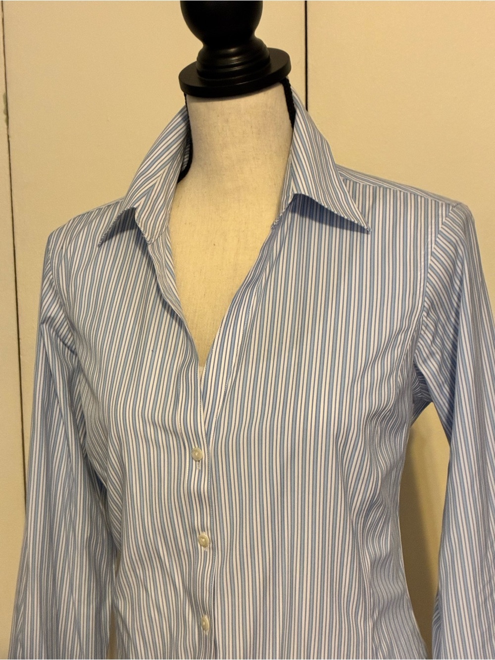 Classic Brooks Brothers Non-Iron Blue & White Striped Button-Up Shirt
